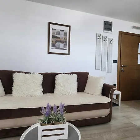 Kop P95 Milmari Apartmán *