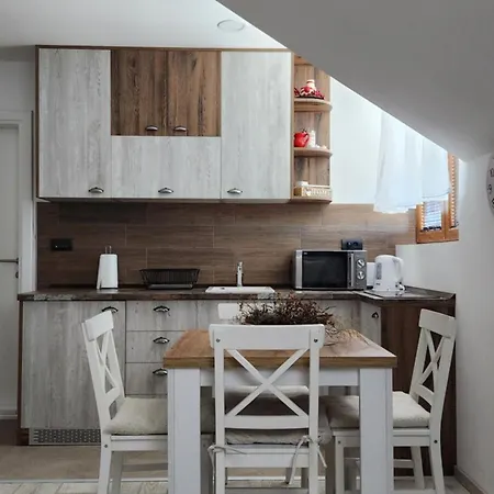 Apartman Kop P95 Milmari *