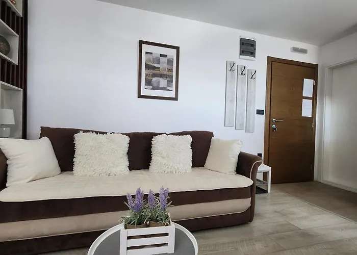 Kop P95 Milmari 아파트 *